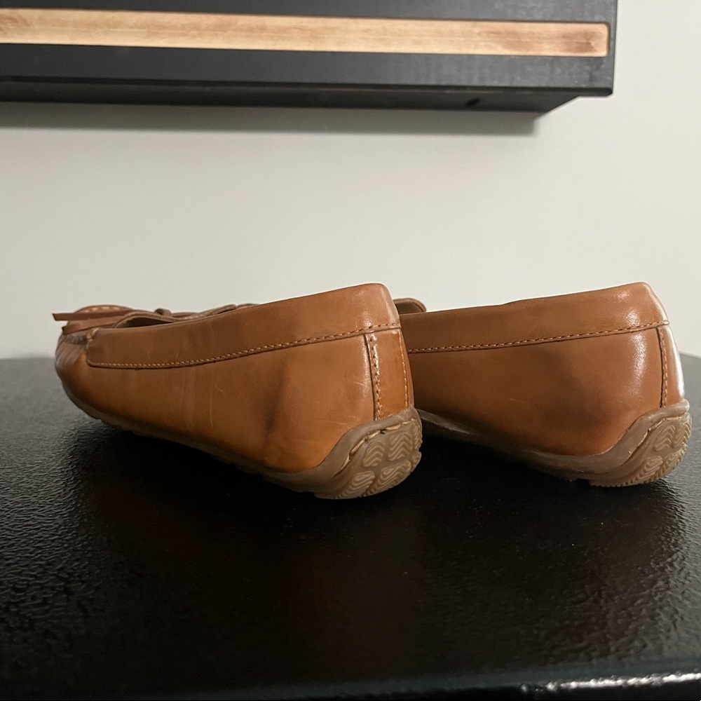 Size 9 - Picture 3 of 4